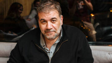 Δημήτρης Σταρόβας: «Στα social media οι ''τίποτες'' αποκτούν λόγο»