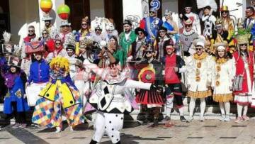 Κορωνοϊός: Στους 8.000 ανήλθαν οι καρναβαλιστές που παρήλασαν στην Πάτρα - Δείτε βίντεο