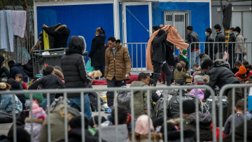 Μυτιλήνη: Νέα fake news «κατέβασαν» τους μετανάστες από τη Μόρια στο λιμάνι