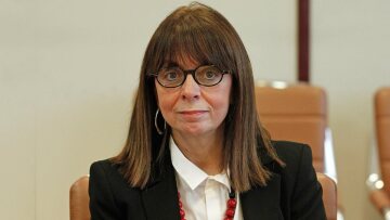 Σακελλαροπούλου: Σήμερα ορκίζεται η νέα ΠτΔ - Πώς ο κορωνοϊός άλλαξε το τελετουργικό