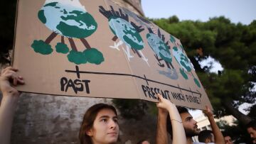 Ερυθρός Σταυρός: Κινδυνεύουμε περισσότερο από την κλιματική αλλαγή παρά από τον κορωνοϊό