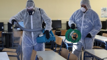 Κορωνοϊός: Θα διευκολυνθούν εργαζόμενοι με παιδιά έως 15 ετών