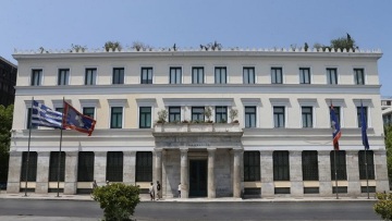 Κορωνοϊός: Ο Δήμος Αθηναίων επιστρέφει πινακίδες - Κλείνει παιδικές χαρές