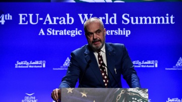 Κορωνοϊός: Η Αλβανία κλείνει τα σύνορα με την Ελλάδα