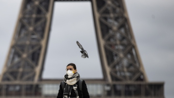 Κορωνοϊός: Έξαρση των κρουσμάτων στη Γαλλία - Τα νοσοκομεία του Παρισιού θα φτάσουν σε σημείο κορεσμού