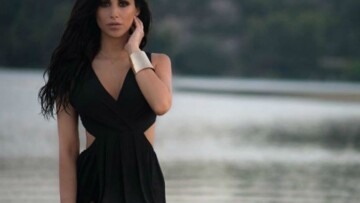 Κορωνοϊός: Βγήκε στο μπαλκόνι και τραγούδησε Λένα Ζευγαρά αλλά δεν… άρεσε