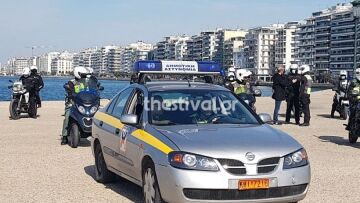 Κορωνοϊός - Βίντεο: Άδεια η παραλία στη Θεσσαλονίκη - «Μείνετε σπίτι σας», φωνάζουν ΕΛΑΣ - δημοτική αστυνομία