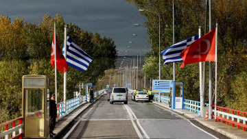 Κορωνοϊός: Η Τουρκία έκλεισε τα χερσαία σύνορα με Ελλάδα και Βουλγαρία που τα είχε κλείσει από χθες η ΕΕ