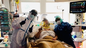 Κορωνοϊός - Σοκάρει ιταλικό νοσοκομείο: «Αν δεν θέλετε να γίνετε έτσι, καθίστε σπίτι!»