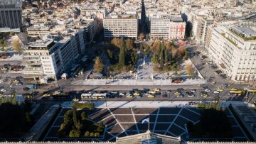 Κορωνοϊός: Ποια ξενοδοχεία μένουν ανοικτά μετά την προσωρινή αναστολή λειτουργίας από 23/3