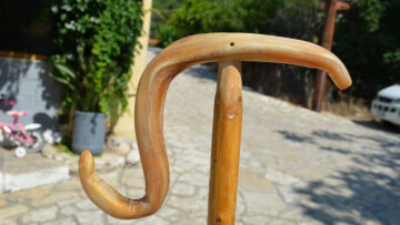 Αιτωλοακαρνανία: Έσπασαν το κεφάλι 50χρονου με μια... γκλίτσα!