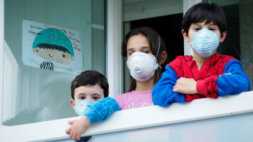 Κορωνοϊός - Ευρώπη: Η πανδημία «γονατίζει» Ιταλία και Ισπανία - Αλληλεγγύη και μέτρα από άλλες χώρες