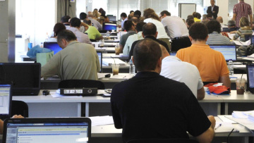 ΕΡΓΑΝΗ: Άνοιξε η πλατφόρμα για τους εργαζόμενους - Έτσι θα πάρετε το επίδομα των 800 ευρώ