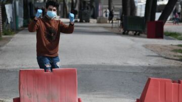 Συναγερμός στο hot spot της Ριτσώνας - Μετανάστες το «έσκασαν» από την καραντίνα