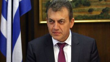  Βρούτσης: Έτσι θα πάρουν 1,7 εκατ. εργαζόμενοι τα 800 ευρώ