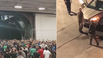 Συγκλονιστικά βίντεο: Το πλήρωμα του αεροπλανοφόρου Ρούσβελτ αποθεώνει τον κυβερνήτη που καθαιρέθηκε