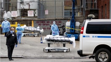 Κορωνοϊός: Δυσοίωνες οι προβλέψεις για τις ΗΠΑ