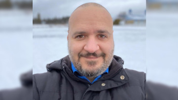 Κορωνοϊός: Έλληνας του Καναδά που φροντίζει να μην πέσει το Netflix μιλά για τις ημέρες της καραντίνας 