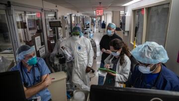 Κορωνοϊός: Μέσα στην κόλαση ενός νοσοκομείου της Νέας Υόρκης