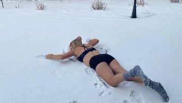 Κορωνοϊός - Τένις: Η εντυπωσιακή... βουτιά στο χιόνι από την Παβλιουτσένκοβα