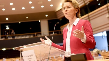 Αρνητικό και το δεύτερο τεστ της Φον ντερ Λάιεν - Βγαίνει αύριο από την καραντίνα