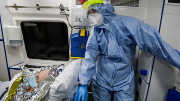 Κορωνοϊός: Ελάχιστοι οι θάνατοι στους κάτω των 65 ετών χωρίς υποκείμενο νόσημα, λέει Έλληνας καθηγητής