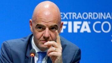 Ο πρόεδρος της FIFA ξέκοψε κάθε κουβέντα για πιθανή πρόκριση της Ιταλίας στο Μουντιάλ
