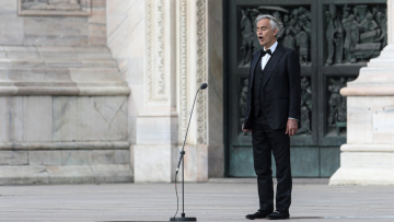 Πάσχα Καθολικών - Κορωνοϊός: Το συγκινητικό μήνυμα του Πάπα και η μαγική ερμηνεία του Μποτσέλι