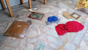 Μόρια: Ιερόσυλοι βανδάλισαν ξωκκλήσι