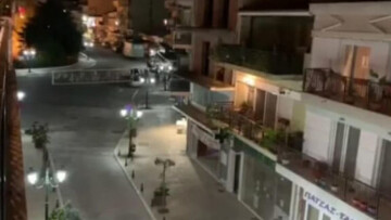 Κορωνοϊός: Μετέτρεψαν σε... εκκλησία ολόκληρη γειτονιά στις Σέρρες