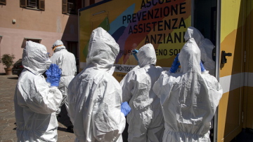 Κορωνοϊός - Ιταλία: Σημαντική μείωση στις νέες μολύνσεις