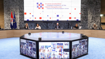 Κορωνοϊός - Σύνοδος ΕΕ: Το σχέδιο 2 τρισ. ευρώ της Κομισιόν για ανάκαμψη