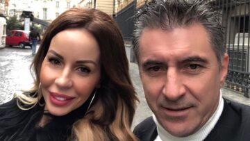 Η Ιωάννα Λίλη κούρεψε στην καραντίνα τον Θοδωρή Ζαγοράκη