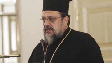 Μητροπολίτης Μεσσηνίας: Δεν μπορεί να ανοίγουν κουρεία και κομμωτήρια και όχι οι εκκλησίες