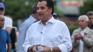 Η απάντηση του Άδωνι Γεωργιάδη για τα σχόλια στο fake tweet της Μανωλίδου: «Γινόμαστε ζούγκλα»