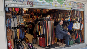 Άρση μέτρων: Επαναλειτουργούν από τη Δευτέρα 66.010 επιχειρήσεις, ανοίγουν σχολεία