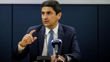 Απάντηση Αυγενάκη σε ΕΠΟ: «Απόφαση της κυβέρνησης - Έχουν ενημερωθεί FIFA-UEFA»