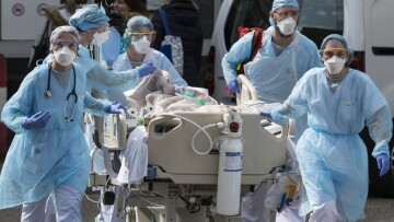 Κορωνοϊός - Γαλλία: Πριμ από 500 έως 1.500 ευρώ στο νοσηλευτικό προσωπικό