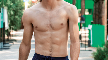 Στέφανος Τσιτσιπάς: Η απίστευτη χειρονομία του στους παπαράτσι της Μυκόνου 