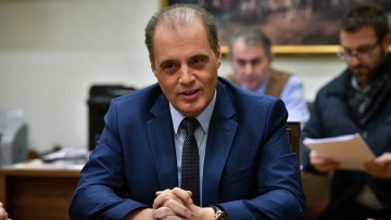 Βελόπουλος (ΘΕΜΑ 104,6): Είναι παράλογο να έχει πορείες καθημερινές αλλά να είναι κλειστές οι εκκλησίες 