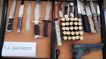 Οπλοστάσιο και πλήθος κινητά σε σπίτι υπόπτου στη Ζάκυνθο