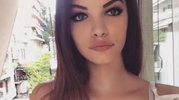 Τζένη Καζάκου: Η εγγονή της Τζένης Καρέζη είναι ερωτευμένη με τραγουδιστή 