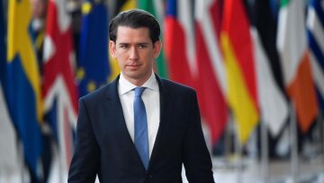 Αυστρία: Αρχίζει η δίκη του πρώην καγκελάριου Σεμπάστιαν Κουρτς