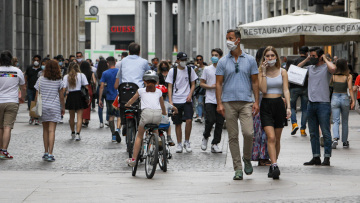 ΠΟΥ: Προειδοποίηση για «άμεση δεύτερη κορύφωση» σε περιοχές που η πανδημία υποχωρεί