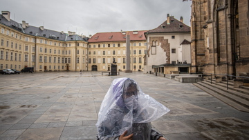 Κορωνοϊός: Η σαρωτική επέλαση στον πλανήτη και ο αντίκτυπος σε κάθε ήπειρο