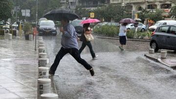 Καιρός: Έρχονται «επικίνδυνες» καταιγίδες - Η προειδοποίηση μετεωρολόγων - Δείτε χάρτες ανά περιοχή