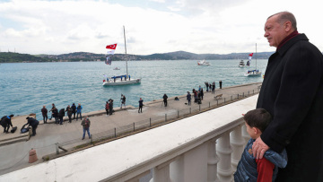 Φιέστες και πανηγύρια για την Άλωση έξω από την κατοικία του Ερντογάν στην Κωνσταντινούπολη