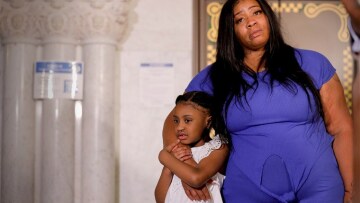 Δολοφονία Τζορτζ Φλόιντ: Ράγισε καρδιές η μητέρα του παιδιού του - Δεν θα δει ποτέ την κόρη του να μεγαλώνει