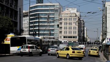 Κίνηση: Δείτε πού έχει μποτιλιάρισμα