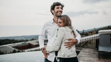 Διπλασιάστηκε η συχνότητα των ερωτικών επαφών των Ελλήνων στο lockdown